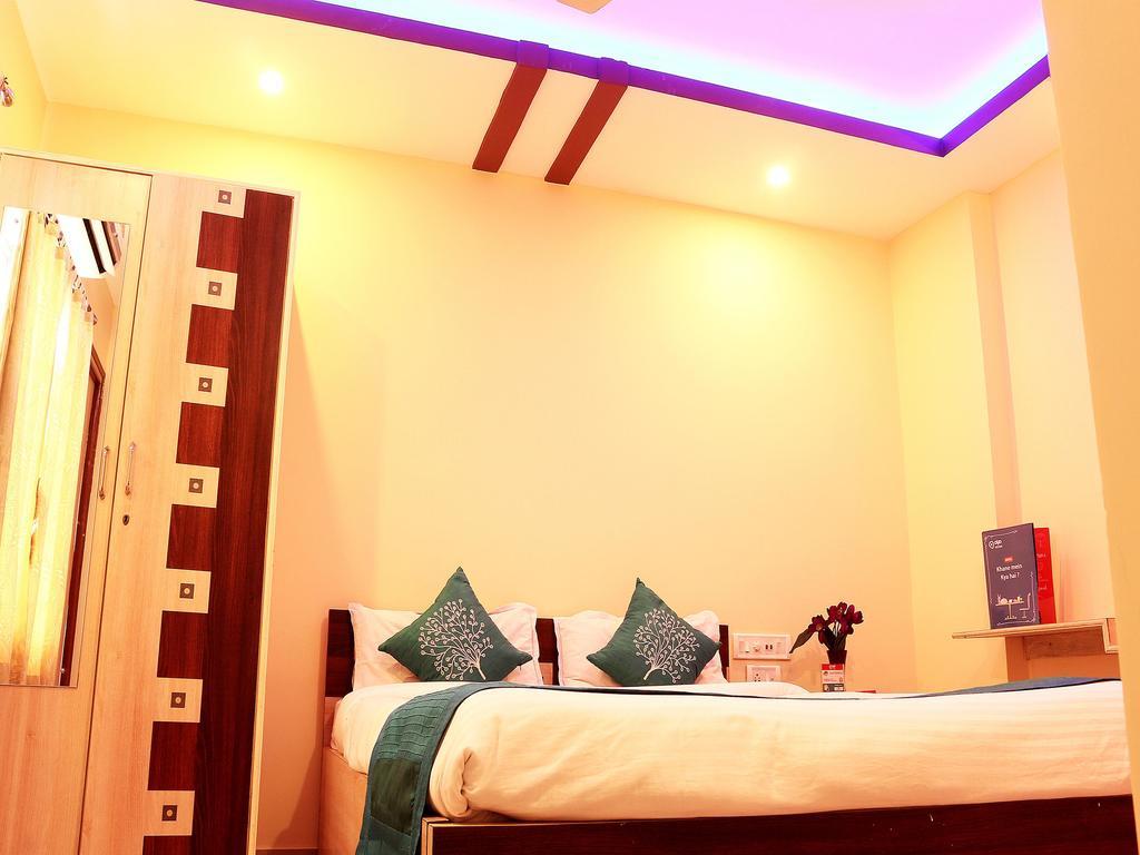 Oyo 1348 Hotel Zaika Inn Haora Bagian luar foto