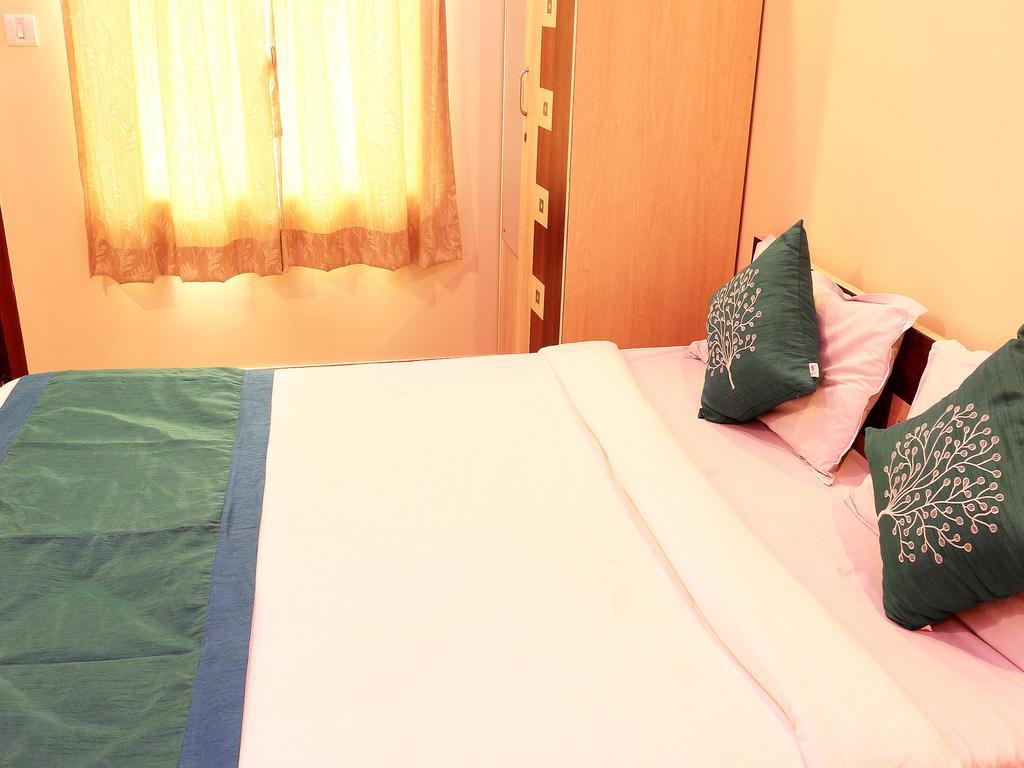 Oyo 1348 Hotel Zaika Inn Haora Bagian luar foto