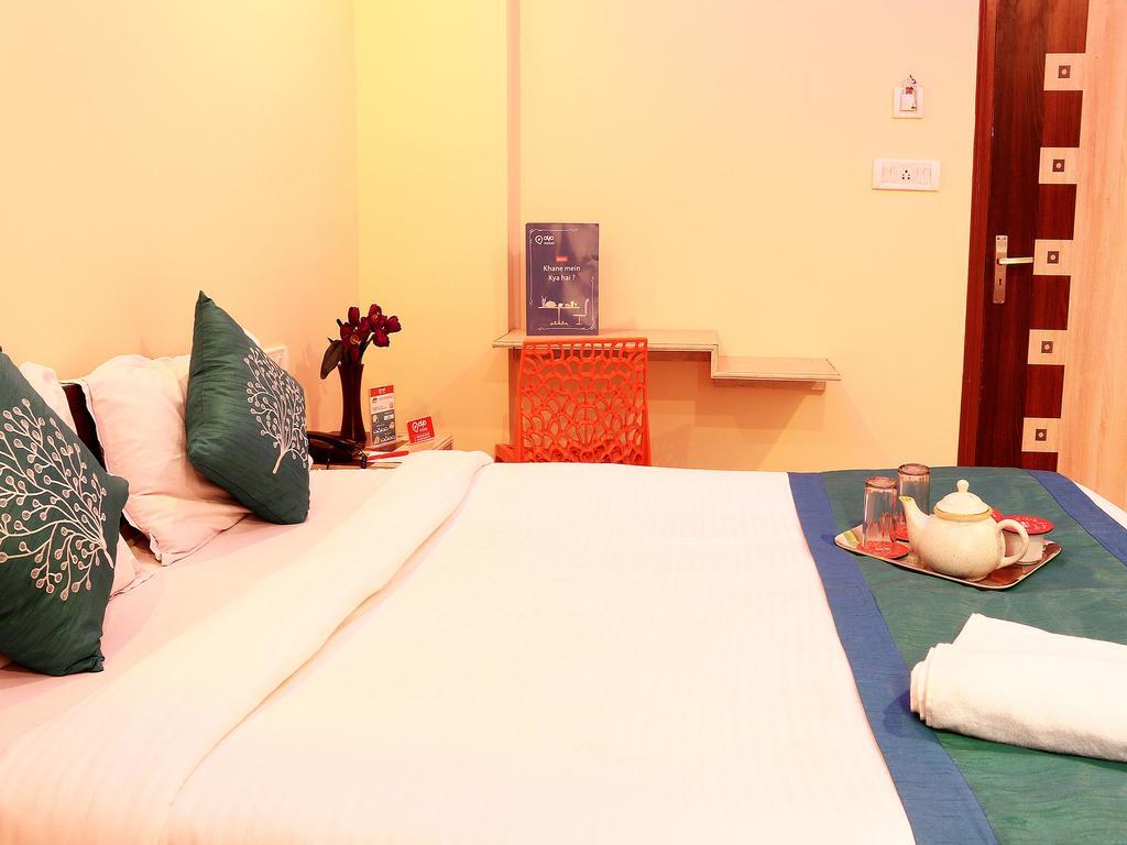 Oyo 1348 Hotel Zaika Inn Haora Bagian luar foto